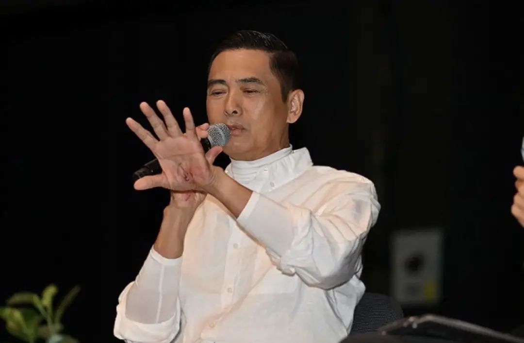 突發，周潤發跑步摔傷，肋骨骨裂，周潤發名字打分，解析