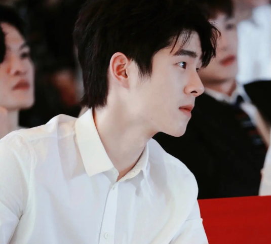 劉昊然經紀人吹噓劉昊然喜歡自己，劉昊然名字打分，解析