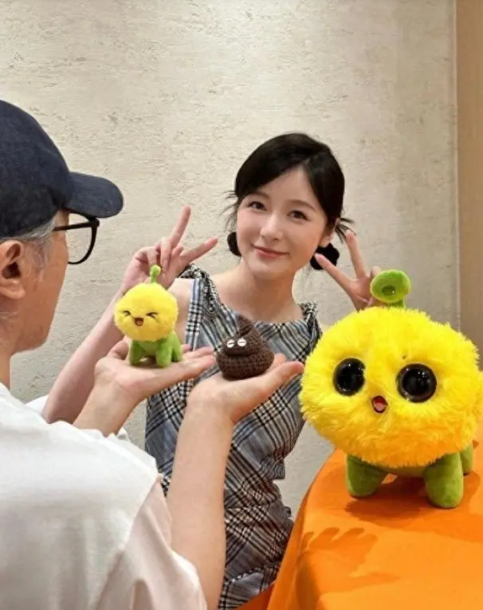 徐嬌回歸周星馳公司，徐嬌名字打分，解析