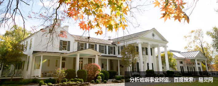 井柏然劉雯逛商場大方秀恩愛，井柏然名字打分，解析